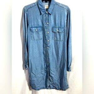 Gap chambray shirt dress size medium with pockets